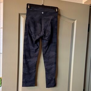 lululemon athletica size 4 Camo Leggings
